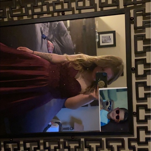 Dress - Picture 5 of 5